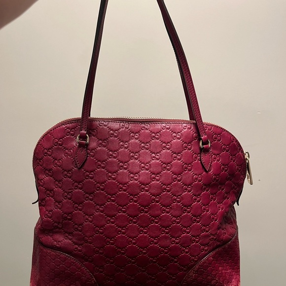 Stunning Y2K Authentic Gucci Bree Dome Tote in Ruby Red - Picture 16 of 16